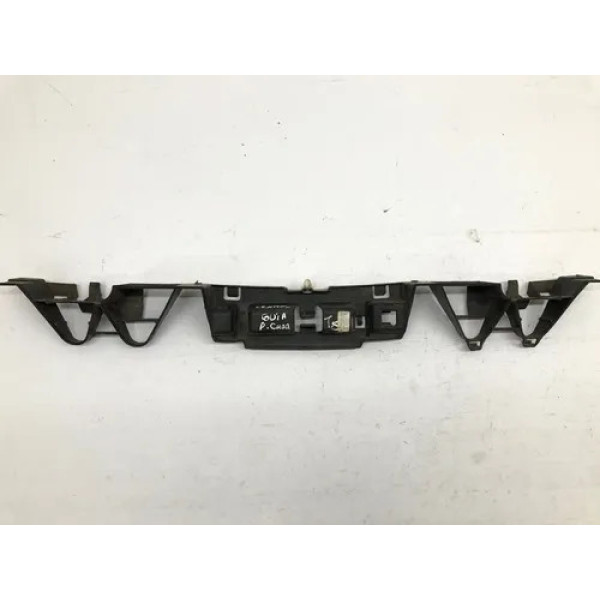 Guia Central Para Choque Traseiro Megane Sedan 2006