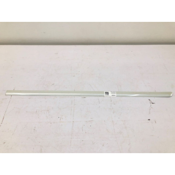 Friso Borrachão Porta Dianteiro Direito Commander 2021 2025  Branco