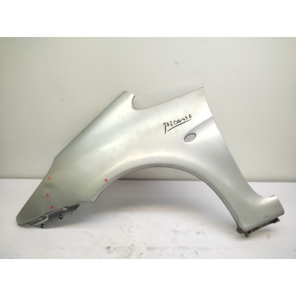 Para Lama Esquerdo Citroen Picasso 2001 2006 Detalhe Prata