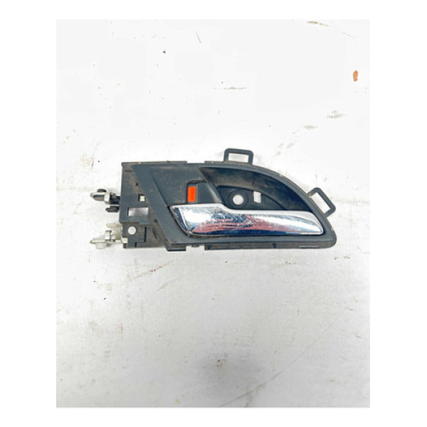 Maçaneta Interna Dianteira Esquerda Honda Crv 2010 Detalhe Dianteira