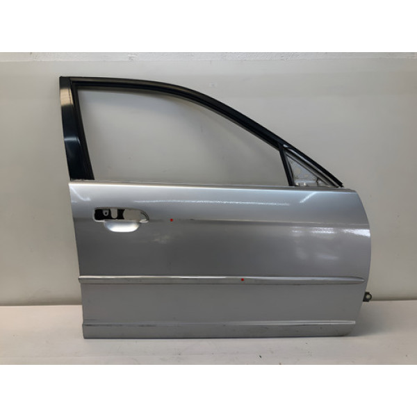 Porta Dianteira Direita Honda Civic 2001 2006 Prata Detalhe Dianteira Direita Prateado