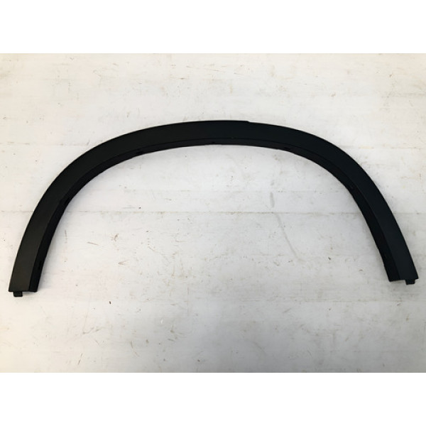 Moldura Caixa Roda Traseira Direita Bmw X1 E84 2010 2015