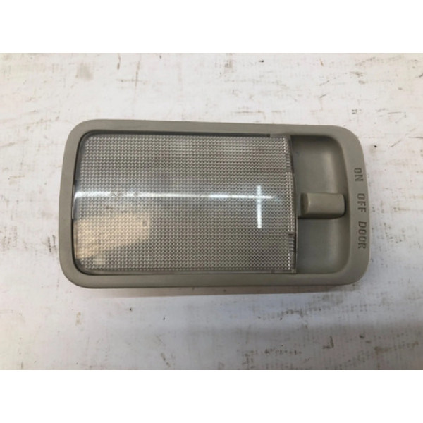 Luz Cortesia Central Nissan Versa 2015 2019 L0099620ab