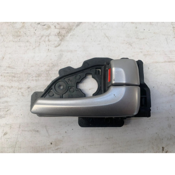 Maçaneta Interna Direita Hyundai Ix35 2010 2014 Preto Traseira