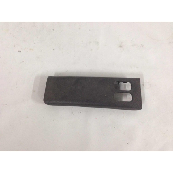 Moldura Botão Vidro Dianteiro Esquerdo - Classe A