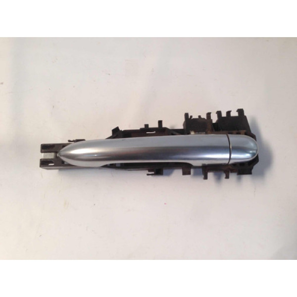 Maçaneta Externa Dianteira Direita - Renault Megane 2006