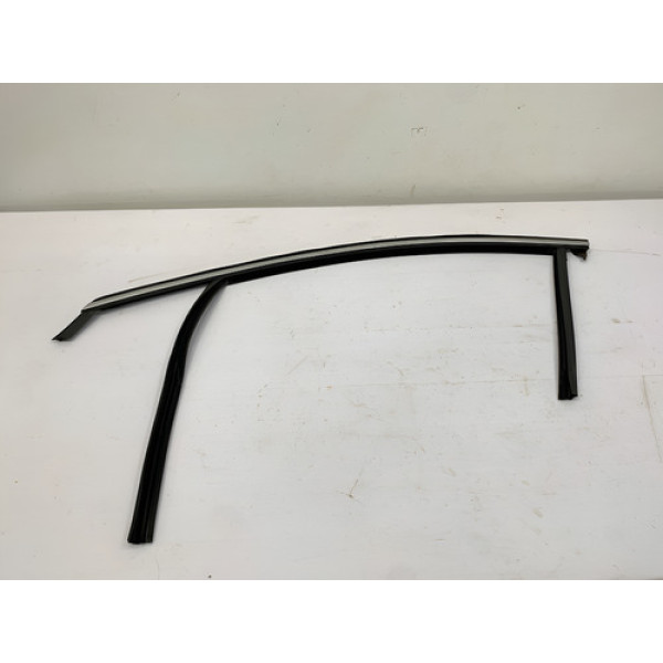 Pestana Externa Superior Dianteira Esquerda Fusion 2013 2018 - Prateado