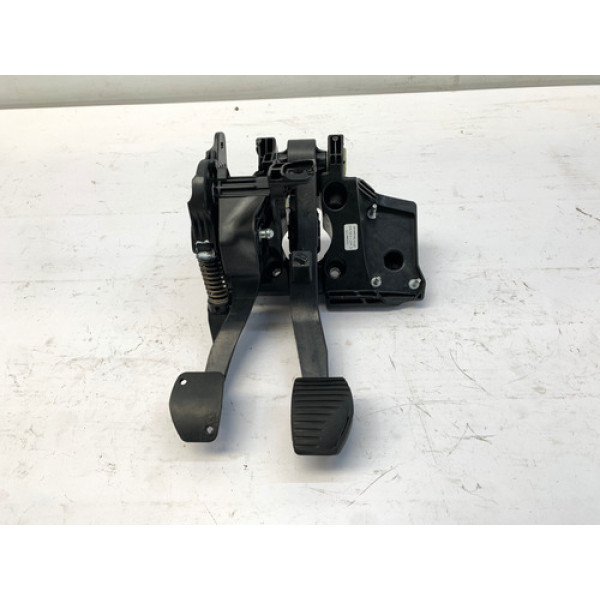 Pedaleira Freio Embreagem Citroen C3 1.5 2013 2016 Detalhe