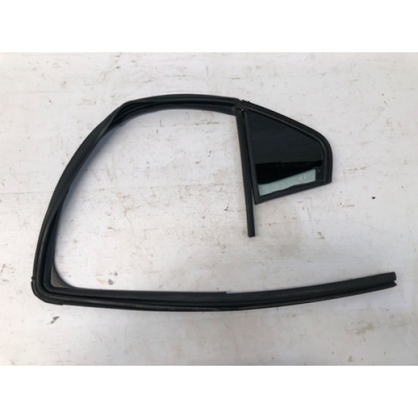 Vidro Vigia Traseiro Esquerdo Gm Onix Lt 2012 2019