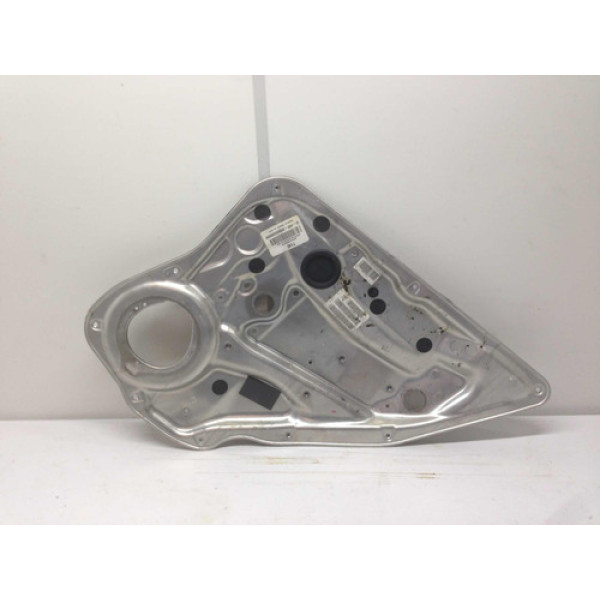 Suporte Forro Maquina Traseiro Direito Porta C200 2008 2011