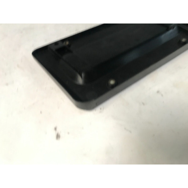 Suporte Placa Traseira Freelander 1 2003 2007 Detalhe