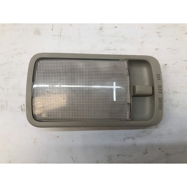 Luz Cortesia Central Nissan Versa 2012 2019 L0099620ab