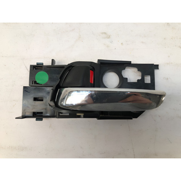 Maçaneta Interna Traseira Esquerda Honda Hrv 1.8 2018 2021 Prateado Traseira