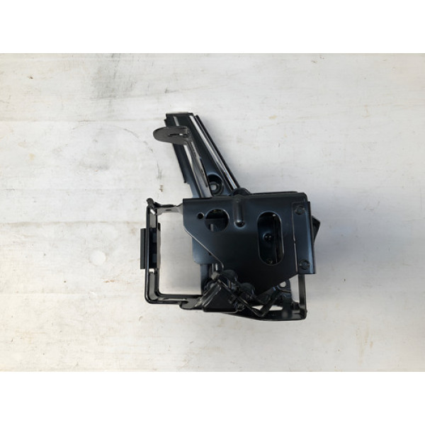 Suporte Bateria Porta Malas Mercedes C180 1.8 Cgi 2011 2012