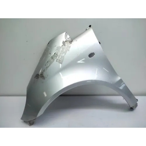 Para Lama Esquerdo A 190 160 Classe Prata Detalhe