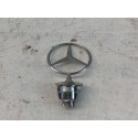 Emblema Capo Mercedes C180 2011 2012  Prateado