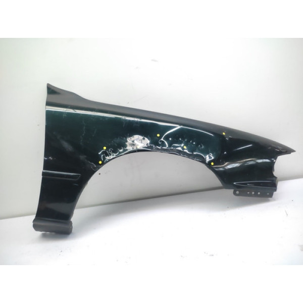 Para Lama Direito Toyota Camry 1992 1997 Verde Detalhe 