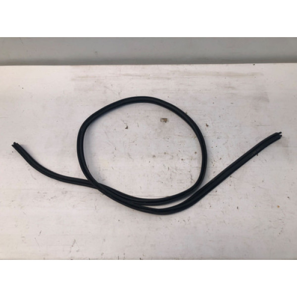 Borracha Tampa Traseira Renault Kwid 2022 2025