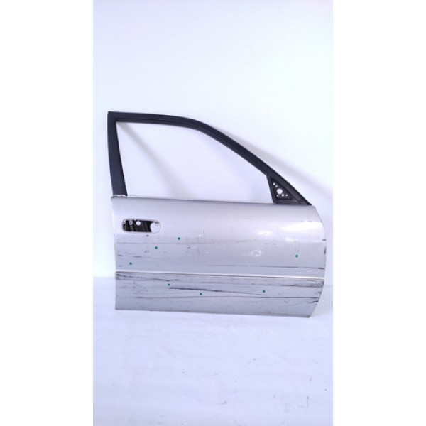 Porta Dianteira Direita Corolla 1998 2002 * Detalhe