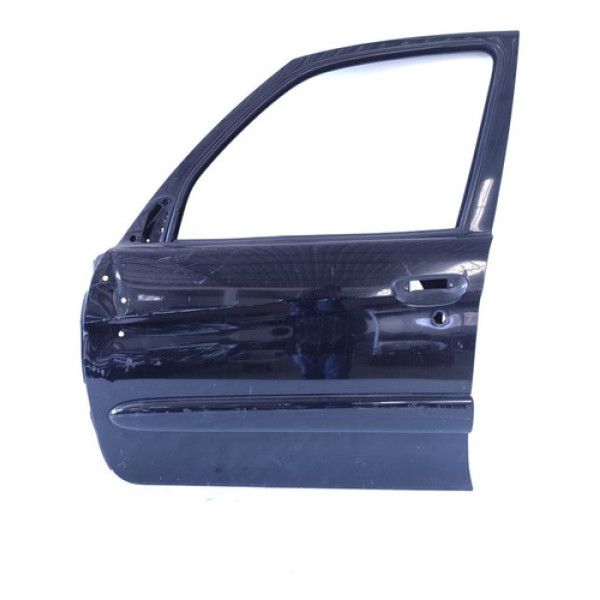 Porta Dianteira Esquerda Xsara Picasso * Detalhe