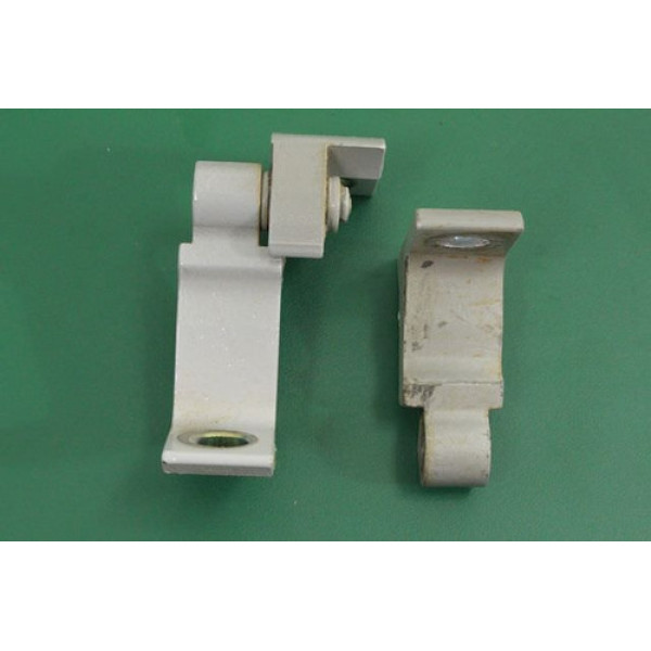 Dobradiça Da Porta Traseira Direita Bmw X1 2015