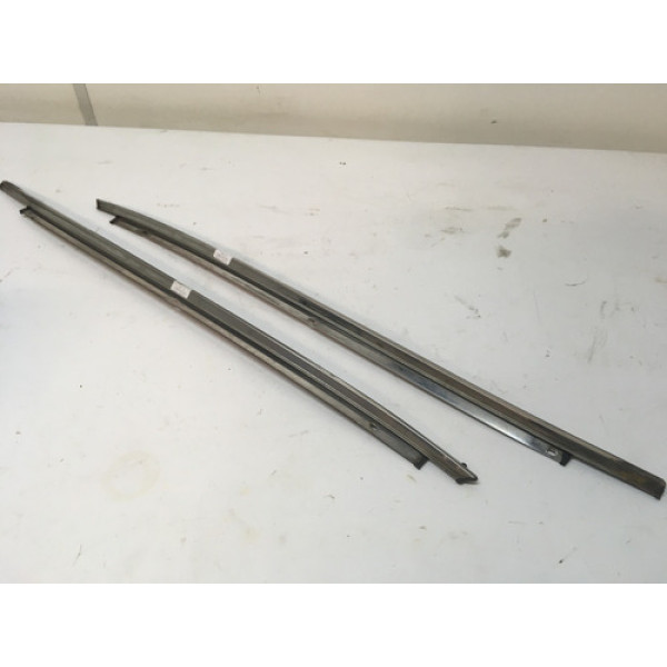 Par Friso Lateral Para Brisa Toyota Camry 1992 1997