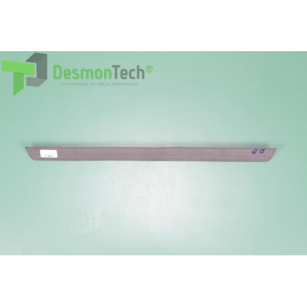 Soleira Interna Porta Dianteira Direita Tiggo 2.0 2010