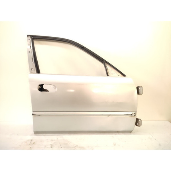 Porta Dianteira Direita Honda Civic Lx 1999 2000 Detalhe 