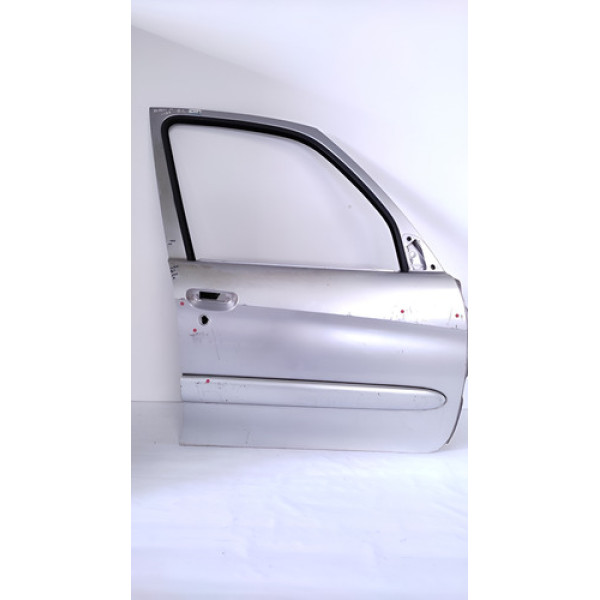 Porta Dianteira Direita Citroen Picasso * Detalhe Dianteira Prateado