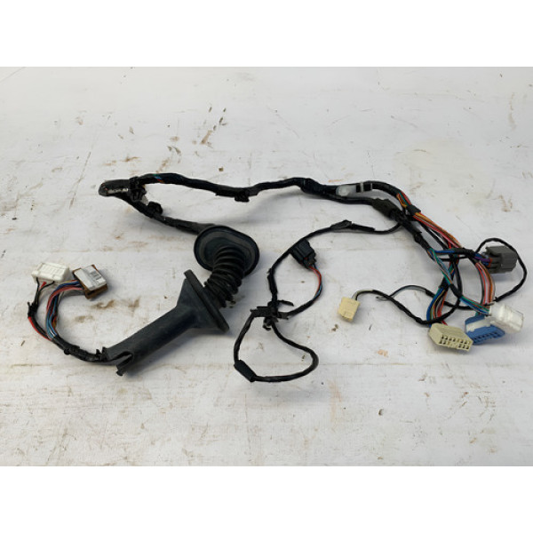 Chicote Porta Dianteiro Esquerdo Outlander 2011 Esquerdo Dianteira