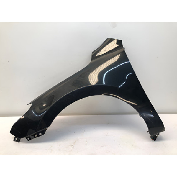 Para Lama Esquerdo Hyundai I30 2009 2012 Detalhe