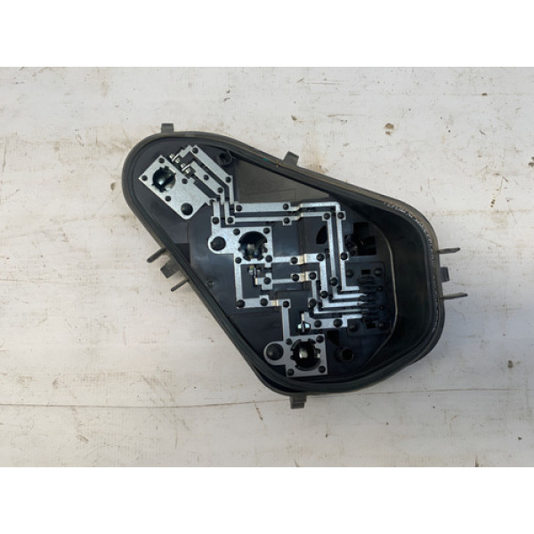 Circuito Lanterna Esquerda Renault Logan 2019 2024 Esquerdo/motorista Vermelho