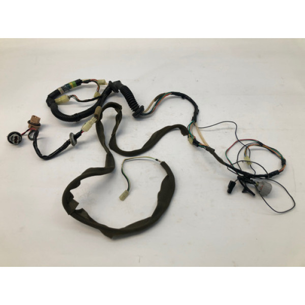 Chicote Tampa Traseira Suzuki Jimny 2015