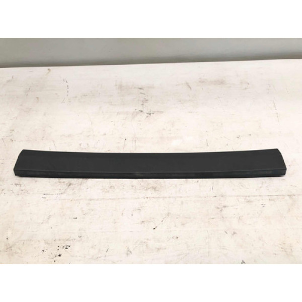 Acabamento Soleira Porta Malas Renault 19 Rn 1994 1999