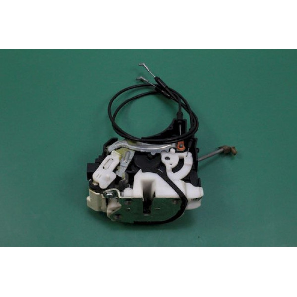 Fechadura Porta Traseira Direita Outlander 2011