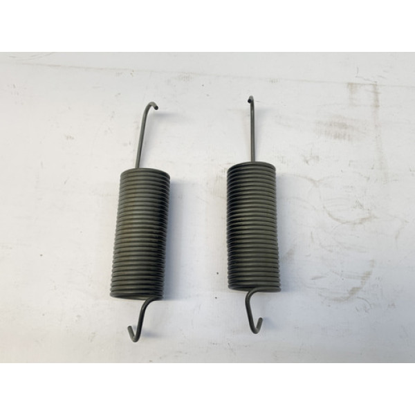 Par Mola Tampa Traseira Mercedes C180 C200 2008 2012