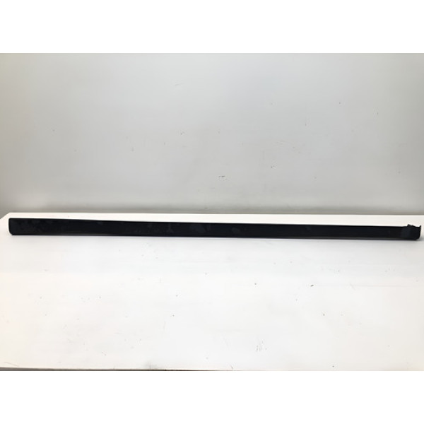 Spoiler Acabamento Lateral Direito Volvo V40 T4 2000 2004 Preto