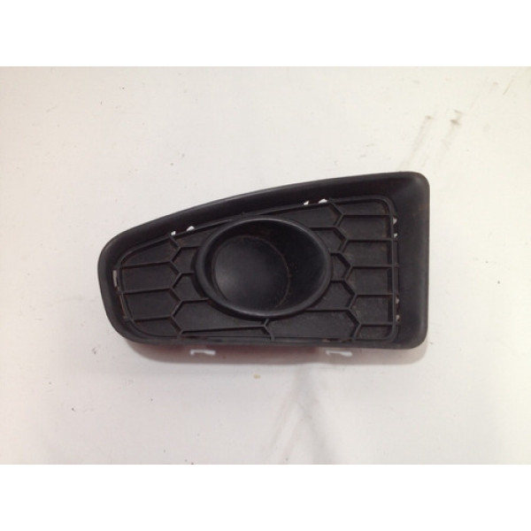 Moldura Milha Sem Furo Esquerdo Renault Sandero 2012