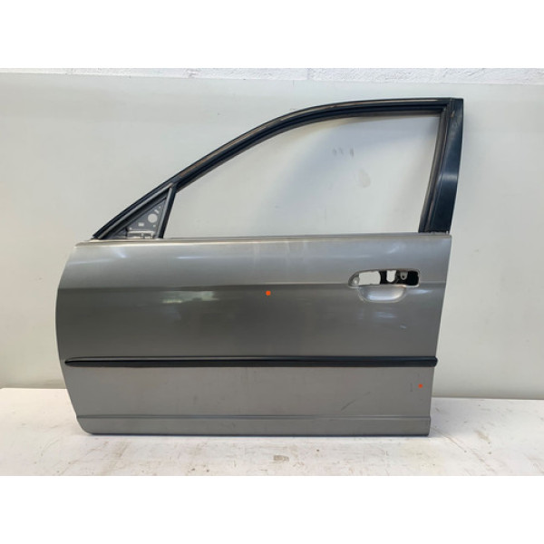 Porta Dianteira Esquerda Honda Civic 2001 2006 Cinza Detalhe Dianteira Esquerda Cinza
