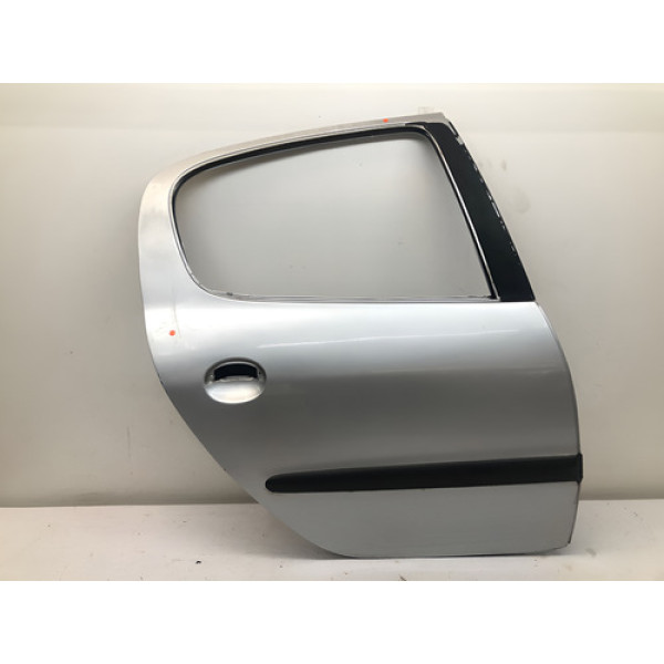 Porta Traseira Direita Peugeot 206 2001 2009 4p Detalhe Traseira Direita Prateado