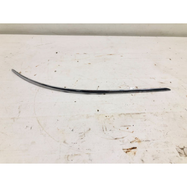 Friso Para Choque Dianteiro Direito C200k 2008 2011 Detalhe Prateado