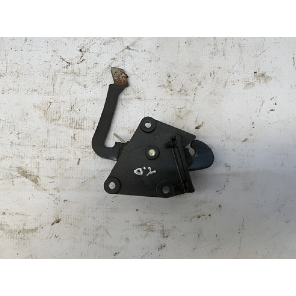 Trava Banco Traseira Direita Peugeot 106 2 Portas 1994 1996