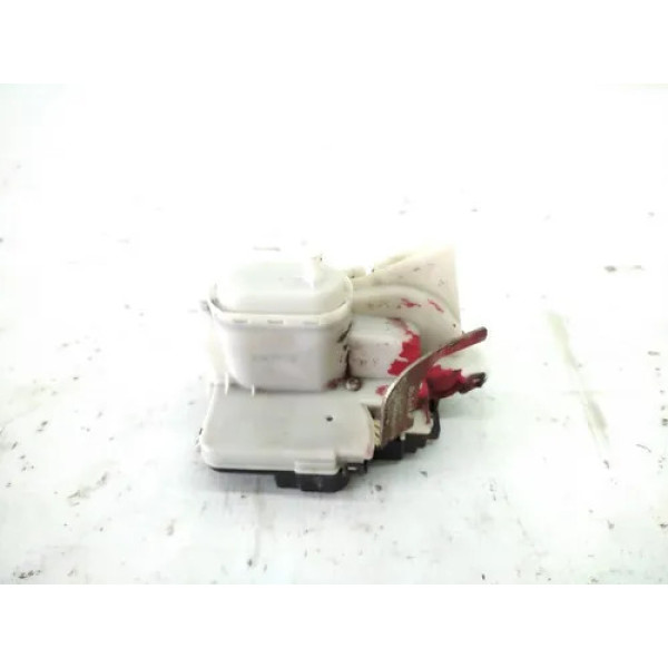 Fechadura Vácuo Porta Traseira Esquerda Polo Classic 96 2000