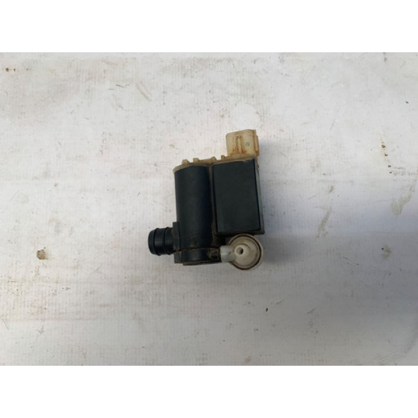 Bomba Esguicho Limpador Para Brisa Hyundai I30 2009 2012 Preto