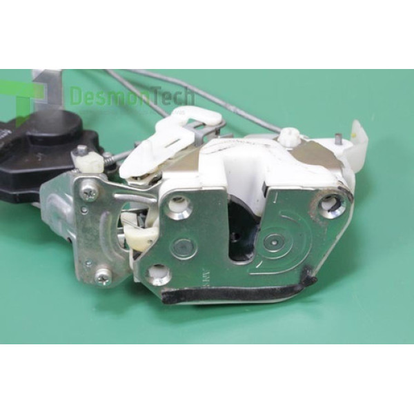 Fechadura Porta Traseira Direita Pajero Tr4 2.0 2013