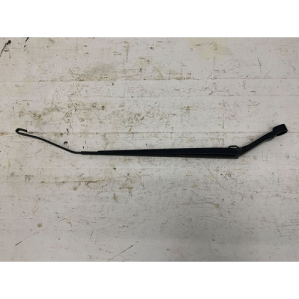 Braço Limpador Direito Para Brisa Nissan Versa 2015 2019 Direito