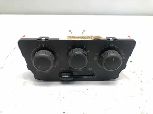 Comando Ar Condicionado Painel Vw Voyage G5 Detalhe