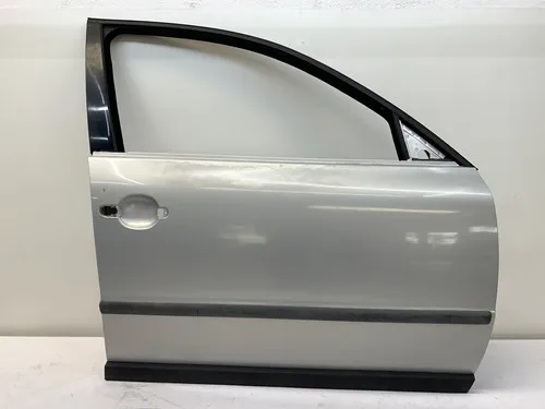 Porta Dianteira Direita Vw Passat 1997 2000 Dianteira Direito Prateado