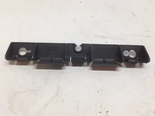 Suporte Guia Direito Para Choque Traseiro Clio Sedan