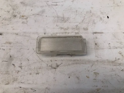 Luz Cortesia Porta Malas Citroën C3 2006 2012